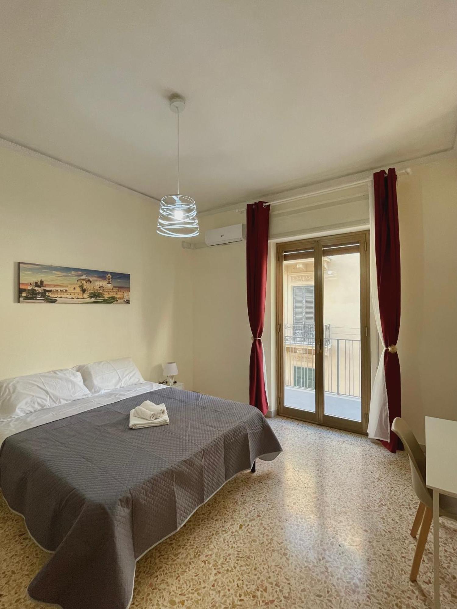 Lucky House Apartman Palermo Kültér fotó